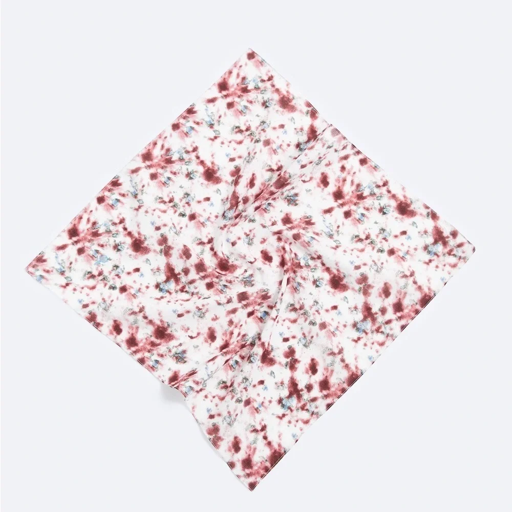 🌹NWOT. Zara Cotton Floral Print Bandana.